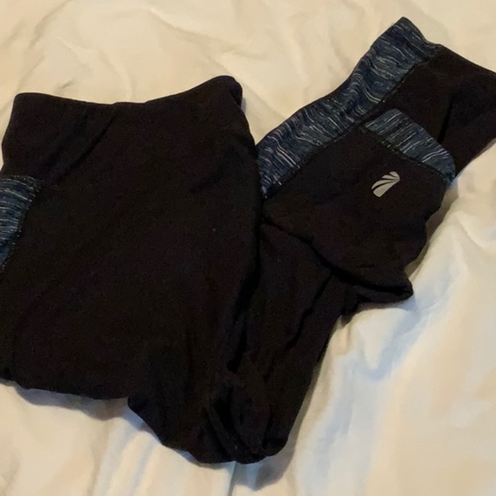 Workout capris